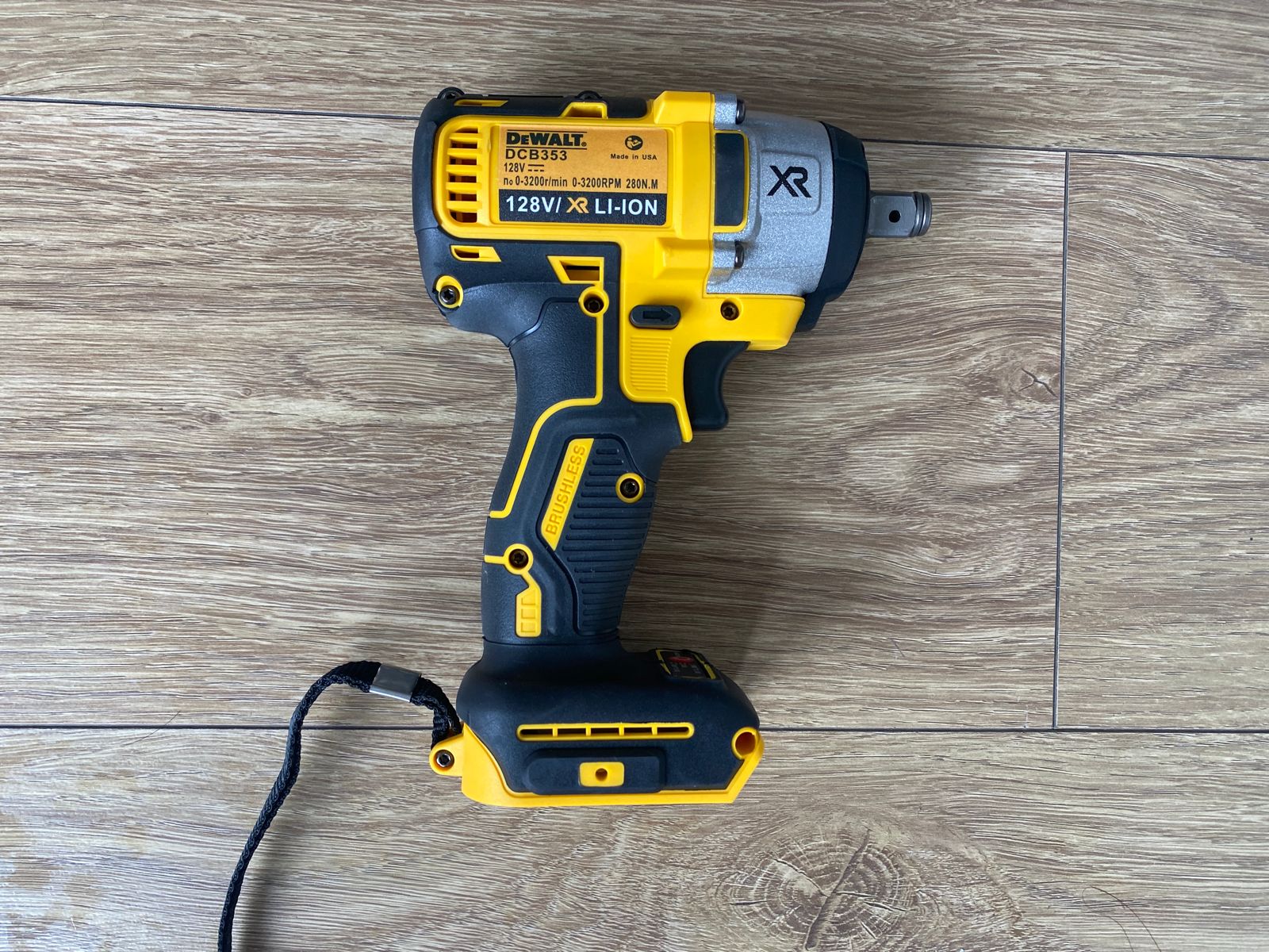 Miniatura 4 de LLAVE DE IMPACTO 128V CON MANDRIL DEWALT